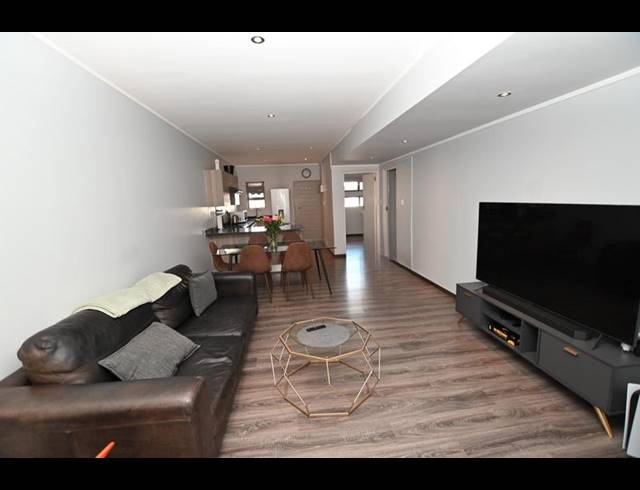 2 BEDROOM APARTMENT FOR SALE IN RIVONIA